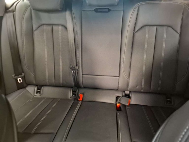 Audi A4 Avant 40 TDI quattro S line - photo 8