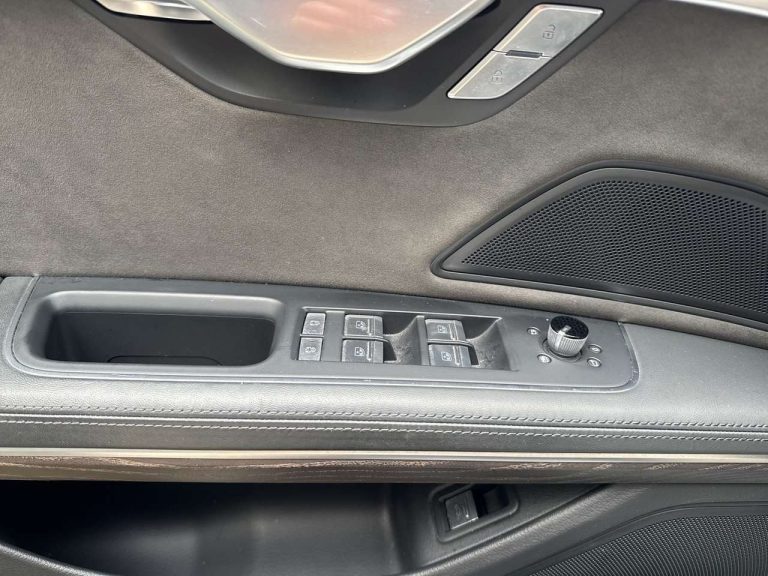Audi A8 50 TDI quattro - photo 11