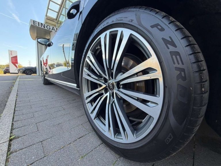 Audi A8 50 TDI quattro - photo 12