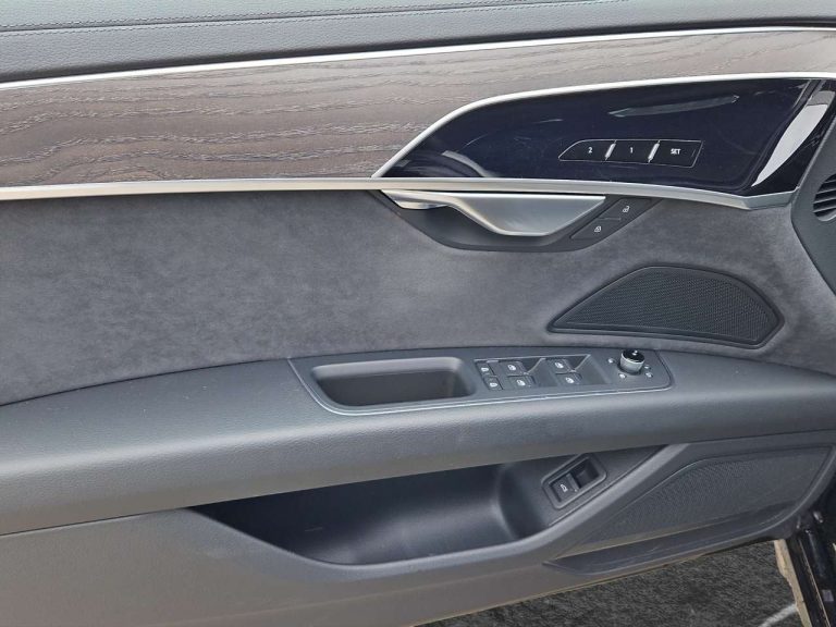 Audi A8 50 TDI quattro - photo 11