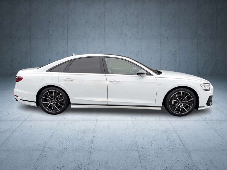 Audi A8 60 TFSI e quattro S line - photo 4