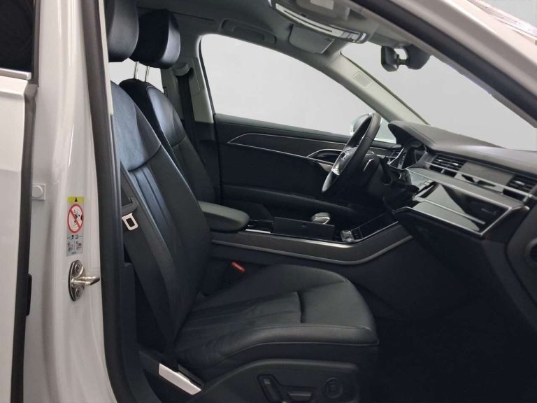 Audi A8 60 TFSI e quattro - photo 4