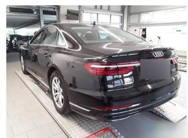 Audi A8 50 TDI quattro - photo 2