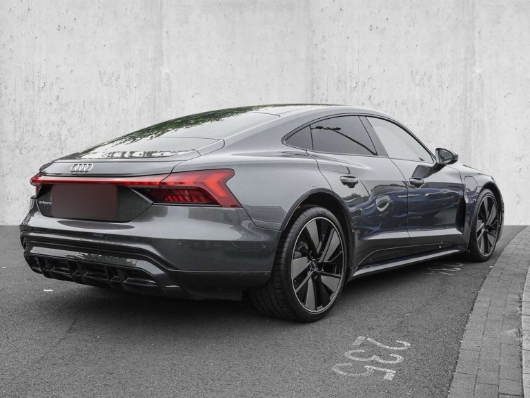 Audi e-tron GT quattro - photo 2