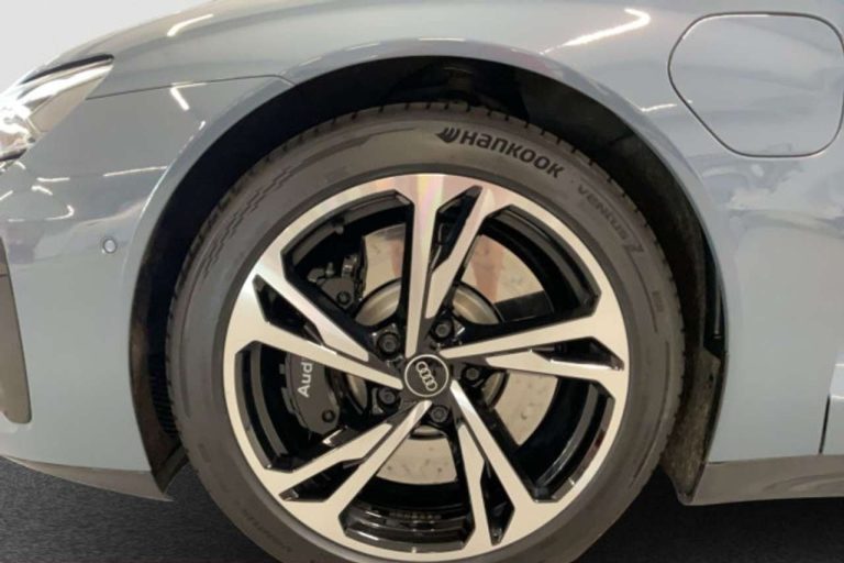 Audi e-tron GT quattro - photo 14