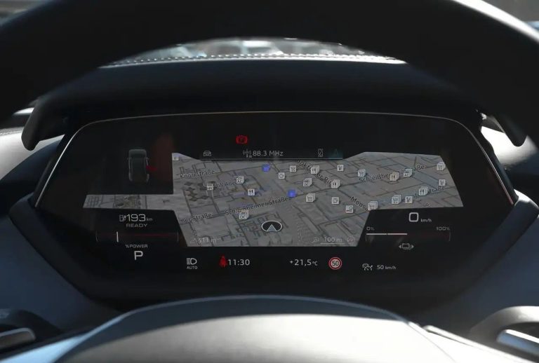 Audi e-tron GT quattro - photo 16