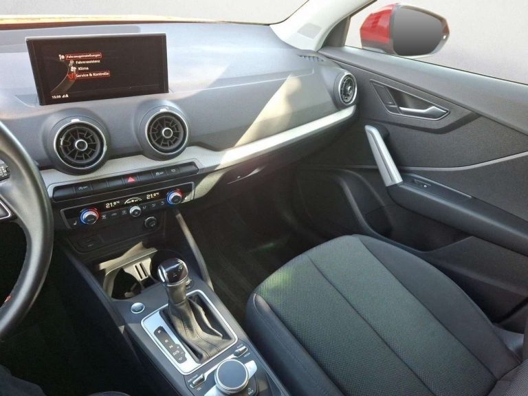 Audi Q2 35 TDI quattro S line - photo 13
