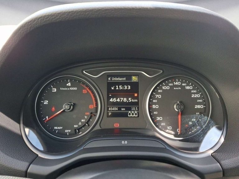 Audi Q2 35 TDI quattro S line - photo 9