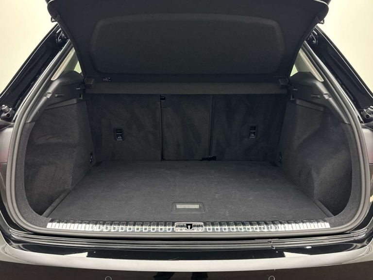 Audi Q3 35 TFSI S tronic S line - photo 11