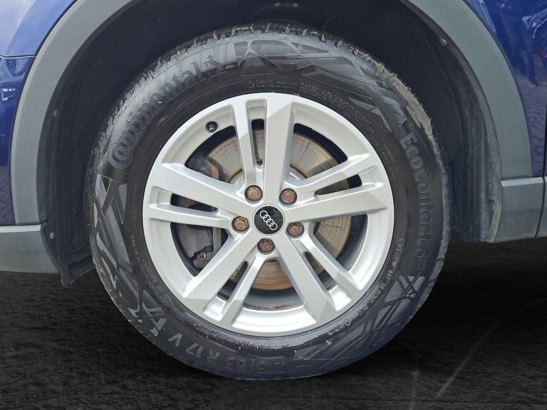 Audi Q3 45 TFSI e S tronic - photo 4