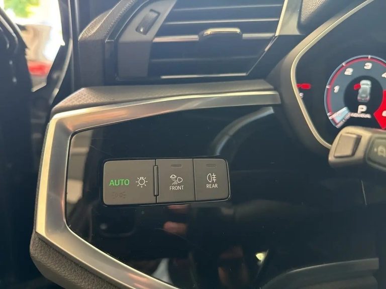 Audi Q3 40 TDI quattro S line - photo 18