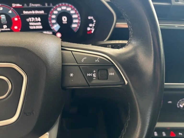Audi Q3 40 TDI quattro S line - photo 15