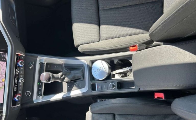 Audi Q3 45 TFSI e S tronic S line - photo 9