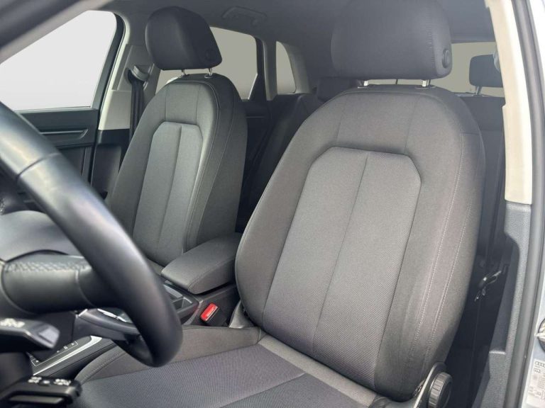 Audi Q3 45 TFSI e S tronic - photo 16