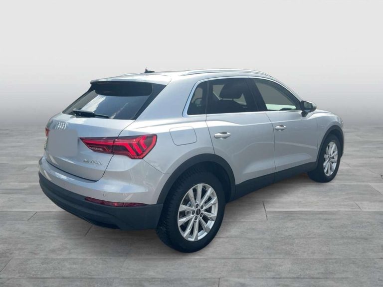 Audi Q3 45 TFSI e S tronic - photo 2