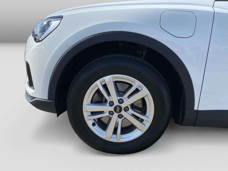 Audi Q3 45 TFSI e S tronic - photo 3