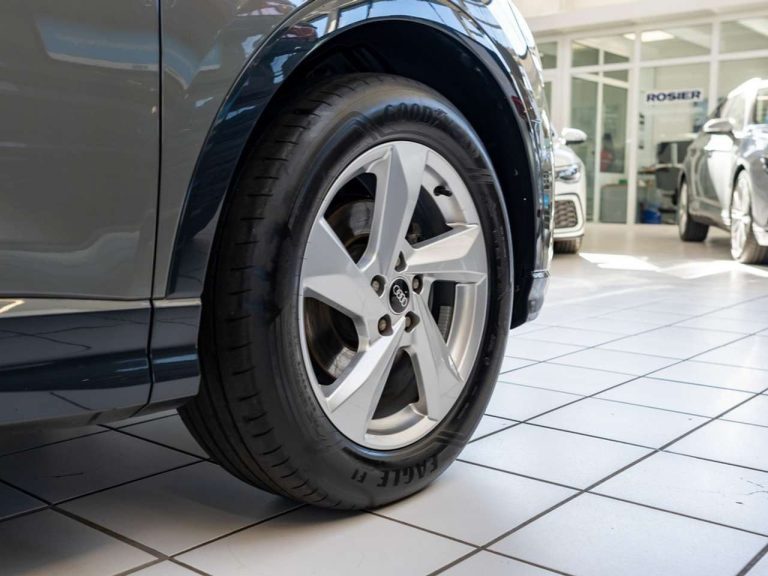 Audi Q3 35 TDI S tronic Advanced - photo 4