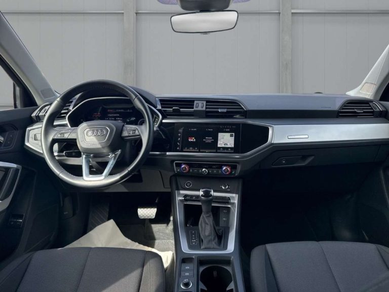 Audi Q3 45 TFSI e S tronic - photo 6