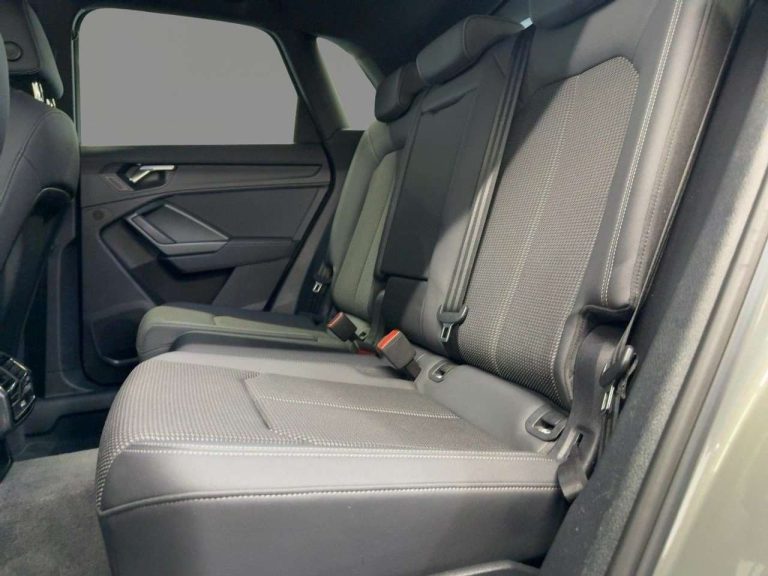 Audi Q3 45 TFSI e S line - photo 6