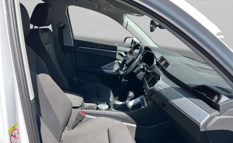 Audi Q3 45 TFSI e S tronic S line - photo 8