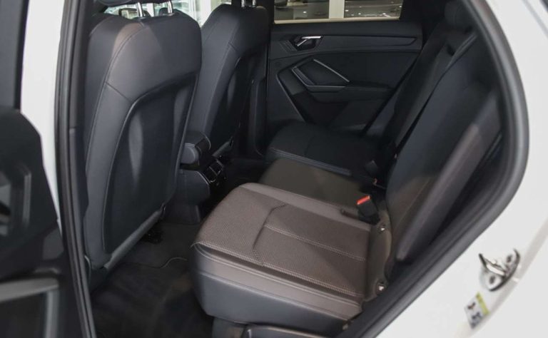 Audi Q3 Sportback 45 TFSI e S line - photo 8