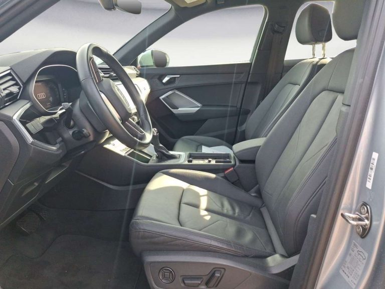 Audi Q3 35 TDI quattro S tronic - photo 8