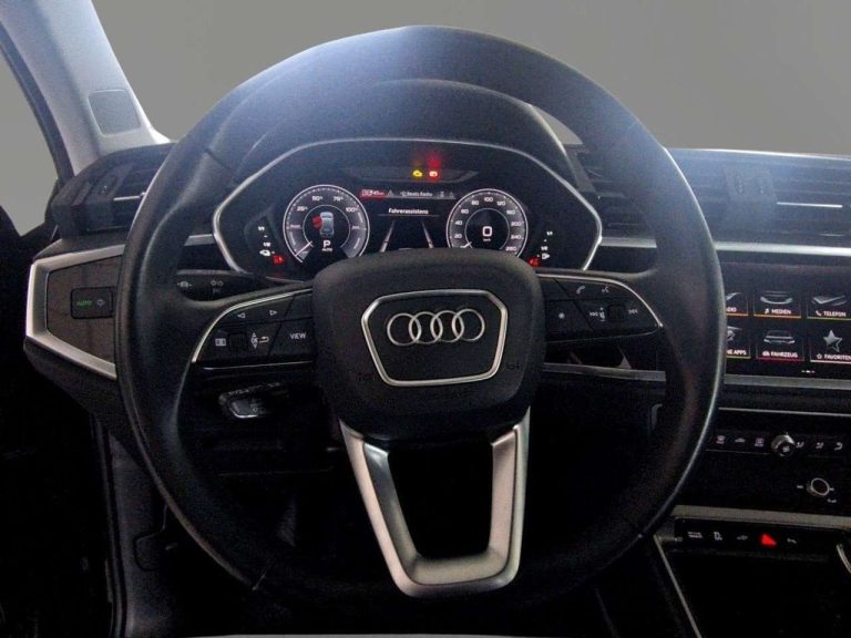 Audi Q3 45 TFSI e S tronic S line - photo 8