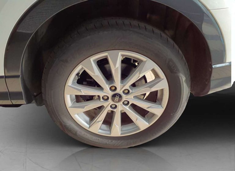 Audi Q3 45 TFSI e S tronic - photo 9