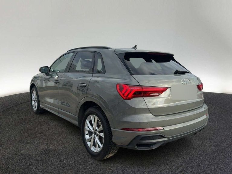 Audi Q3 35 TDI S line - photo 2