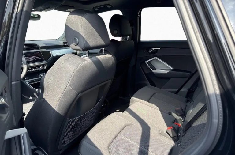 Audi Q3 35 TFSI Advanced S tronic - photo 12