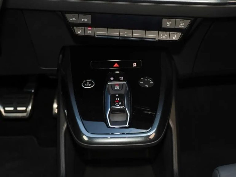 Audi Q4 e-tron 50 e-tron quattro S line - photo 16