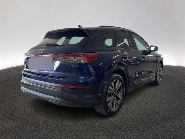 Audi Q4 e-tron 35 e-tron S line - photo 4