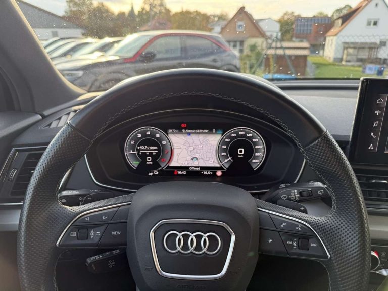 Audi Q5 50 TFSI e quattro S tronic S line - photo 11