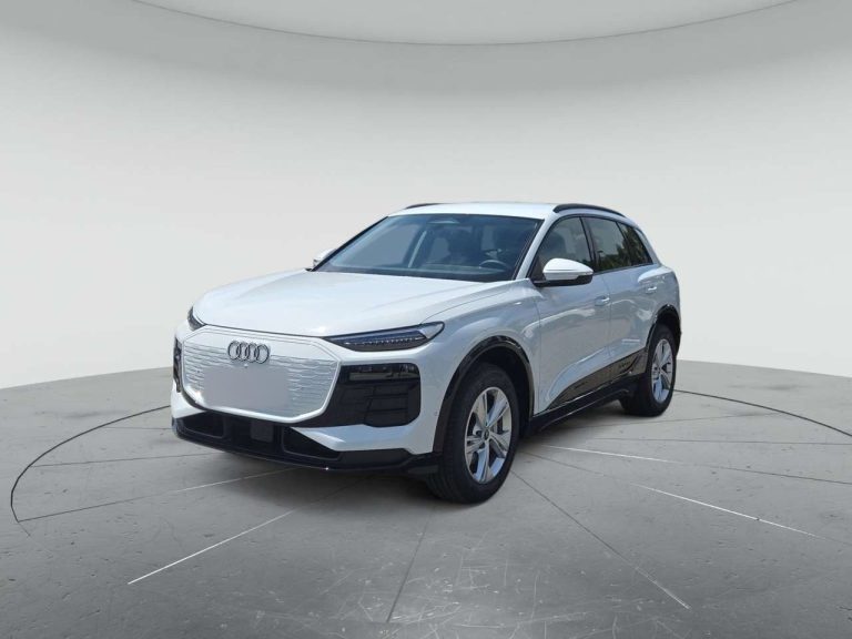Audi Q6 e-tron 252 ch