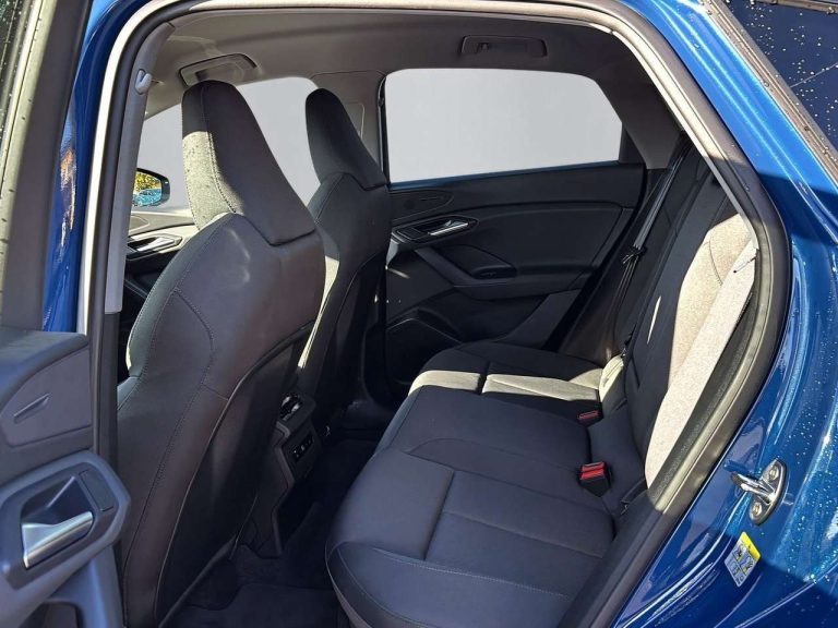 Audi Q6 e-tron 252 ch - photo 10