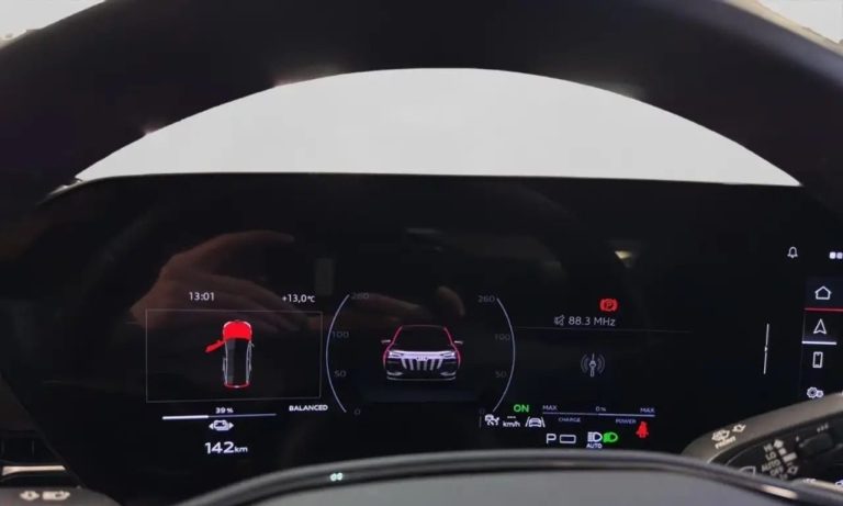 Audi Q6 e-tron Sportback - photo 11