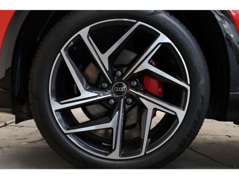 Audi Q6 e-tron S line - photo 12