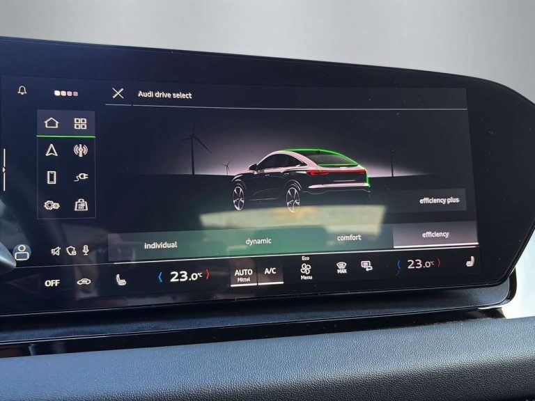 Audi Q6 e-tron 252 ch - photo 15
