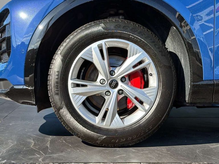 Audi Q6 e-tron 252 ch - photo 17