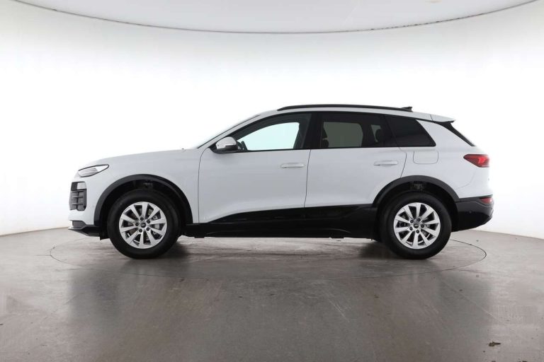 Audi Q6 e-tron 252 ch - photo 3