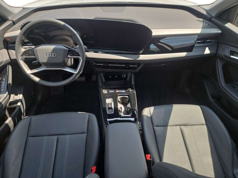 Audi Q6 e-tron 252 ch - photo 6
