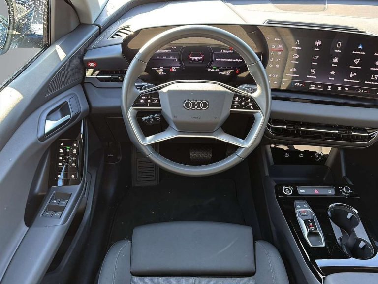 Audi Q6 e-tron 252 ch - photo 7