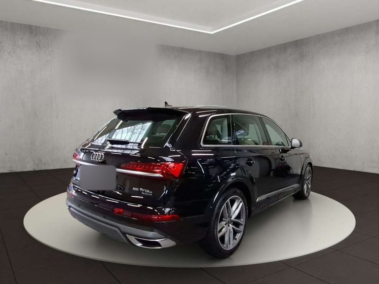 Audi Q7 55 TFSI e quattro S line - photo 2