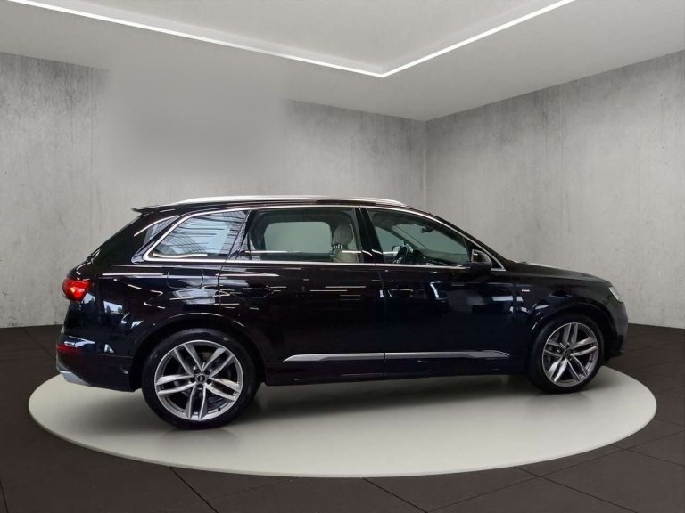 Audi Q7 55 TFSI e quattro S line - photo 4
