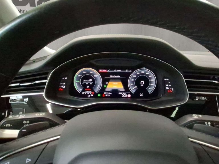 Audi Q7 55 TFSI e quattro S line - photo 9