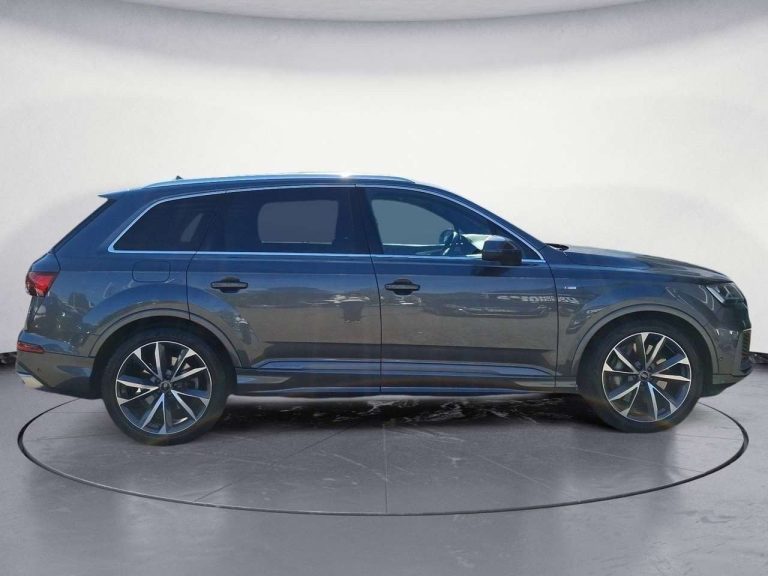 Audi Q7 55 TFSI e quattro S line - photo 4