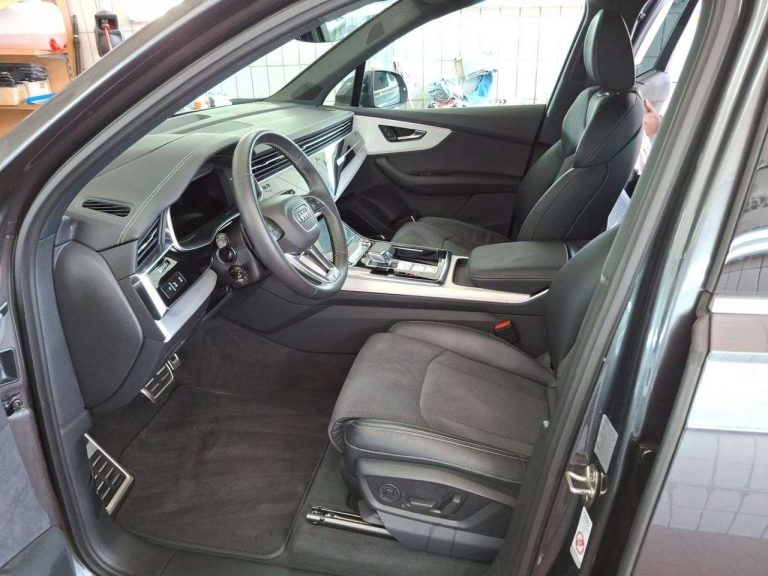 Audi Q7 55 TFSI e quattro S line - photo 5