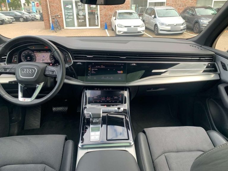 Audi Q7 55 TFSI e quattro S line - photo 6