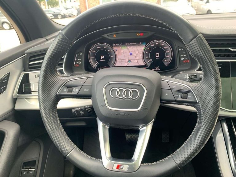 Audi Q7 55 TFSI e quattro S line - photo 9