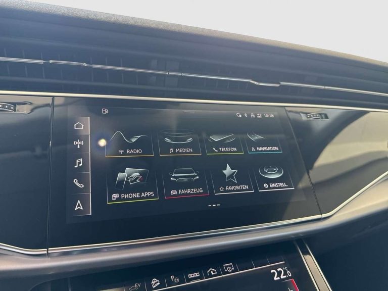 Audi Q8 55 TFSI e quattro - photo 11